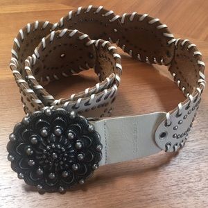 Calvin Klein Country Western Style Buckle Belt